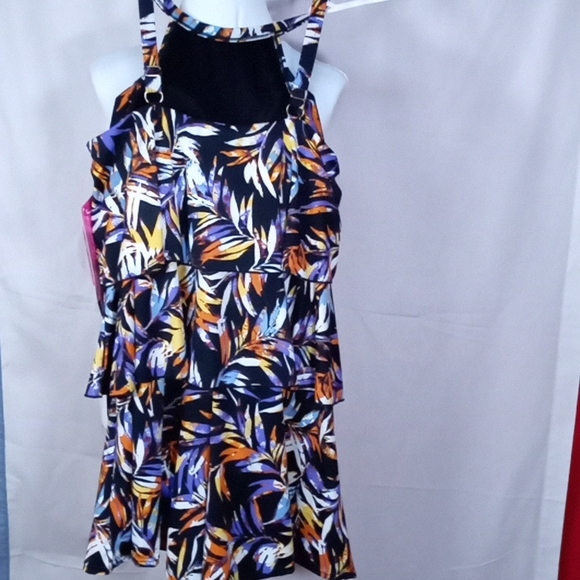 Swim suits, fit 4U,, New very nice, size 18w - Picture 4 of 5